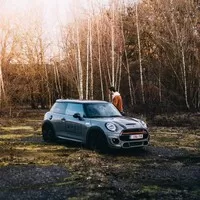 Co se škrábancem na autě? Poradíme, jak ho opravit