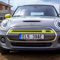 Mini Cooper SE S: Do Prčic s elektromobilitou.