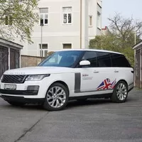 Range Rover SDV8 Autobiography: Osm hrnečků pro štěstí