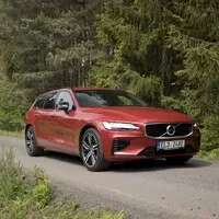 Volvo V60 T6 AWD Recharge: Elektřina ve službách prostých řidičských radostí