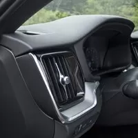 Volvo V60 T6 AWD Recharge: Elektřina ve službách prostých řidičských radostí