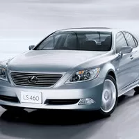 Ptejte se: Lexus LS, nebo Lexus LS?