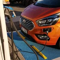 Ford Tourneo PHEV: Revoluce v rozvozu?