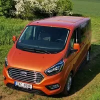 Ford Tourneo PHEV: Revoluce v rozvozu?