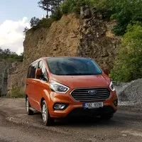 Ford Tourneo PHEV: Revoluce v rozvozu?