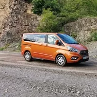 Ford Tourneo PHEV: Revoluce v rozvozu?
