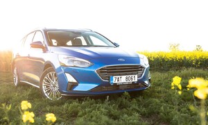 Recenze & testy: Ford Focus Combi 1.5 Ecoboost: Správný kombík