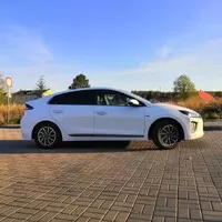 Hyundai Ioniq Electric: Efektivitou k lepším zítřkům