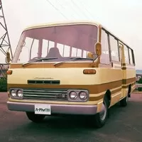 Mazda Parkway RE13: Autobus pro petrolheady