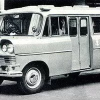 Mazda Parkway RE13: Autobus pro petrolheady