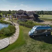 Peugeot představuje obytný Boxer, chce konkurovat Mercedesu a VW.