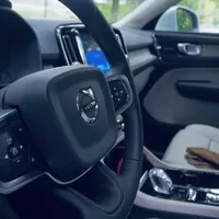 Volvo XC40 T5 FWD Recharge: Technické origami