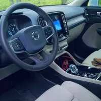 Volvo XC40 T5 FWD Recharge: Technické origami
