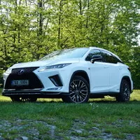 Lexus RX 450h F Sport: Osobní terapeut
