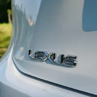Lexus RX 450h F Sport: Osobní terapeut