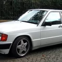 Eberhard Schulz: Stavitel automobilů