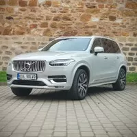 Volvo XC90 B6: Spokojený Uživatel Vesmíru