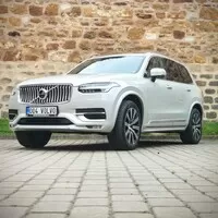 Volvo XC90 B6: Spokojený Uživatel Vesmíru