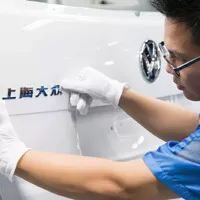 BMW jako ušlechtilý kůň a Peugeot jako krásná žena. Jaké názvy mají zavedené značky v Číně?