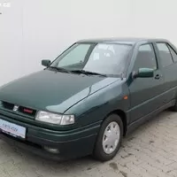 Bazarový snílek: Obyčejná stará auta