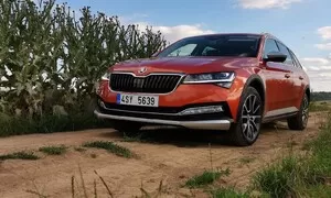Recenze & testy: Škoda Superb 2.0 TSI Scout: Pryč s předsudky