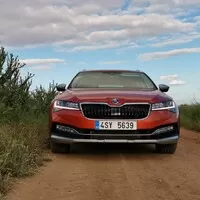 Škoda Superb 2.0 TSI Scout: Pryč s předsudky