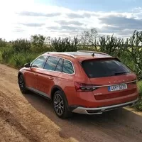 Škoda Superb 2.0 TSI Scout: Pryč s předsudky