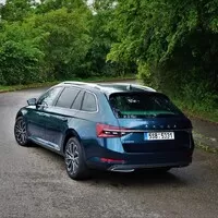 Škoda Superb Combi 2.0 TDI L&K: Společník pro každý den