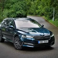 Škoda Superb Combi 2.0 TDI L&K: Společník pro každý den