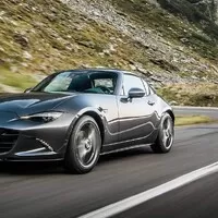 Pět aut pomalejších než rodinné Volvo
