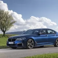 Ptejte se: Hledáme sedan s velkým motorem a pohonem všech kol