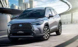 Toyota Corolla Cross je nové SUV značky. S Corollou mnoho společného nemá.