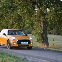Ptejte se: Třídveřový hatchback nevšedního vzhledu
