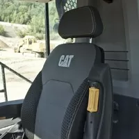 CAT 725: Nedostižný sen českého chalupáře