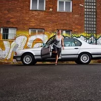 Autíčkář se ptá: Kam se poděly holky s láskou k motorismu?
