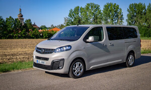 Dodávkář, Recenze & testy: Opel Zafira Life: Omyvatelný přístroj