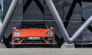Porsche Panamera je po faceliftu ještě silnější