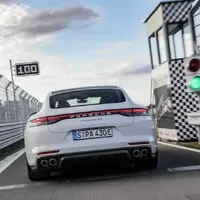 Porsche Panamera je po faceliftu ještě silnější
