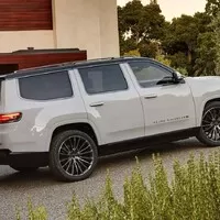 Zábavné vlajky s Autíčkářem: Jeep Grand Wagoneer