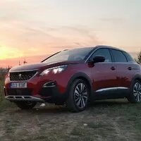 Peugeot 3008 Hybrid: Francouzská konfekce dle poslední módy
