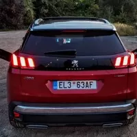 Peugeot 3008 Hybrid: Francouzská konfekce dle poslední módy