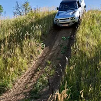 Land Rover Defender 110 P400: Tak vypadá offroad pro 21. století
