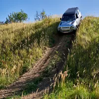 Land Rover Defender 110 P400: Tak vypadá offroad pro 21. století