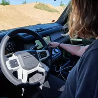 Land Rover Defender 110 P400: Tak vypadá offroad pro 21. století