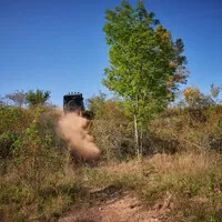 Land Rover Defender 110 P400: Tak vypadá offroad pro 21. století