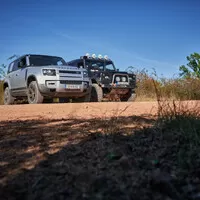 Land Rover Defender 110 P400: Tak vypadá offroad pro 21. století