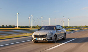 Autíčkář na cestách, Recenze & testy: Škoda Octavia RS iV: Dokázali v Boleslavi spojit neslučitelné?