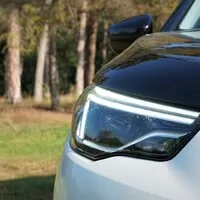 Opel Grandland X Hybrid4: Moderní hybrid pro konzervativní řidiče