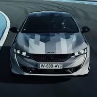 Pohledný Peugeot 508 dostane ostrou verzi PSE