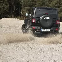 Jeep Wrangler Rubicon: Jediný originál